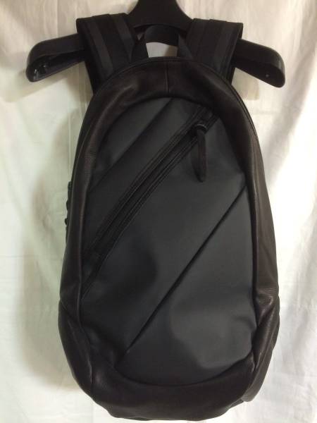 新品NOID×ディケイドコラボバックパック/ホワイト/ユリウス