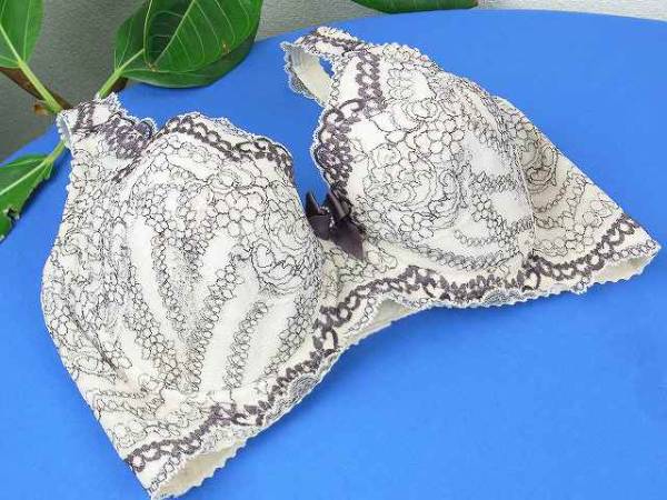 [23341-2]美品◎マルコ デモニーク フルカップ ブラジャー D75