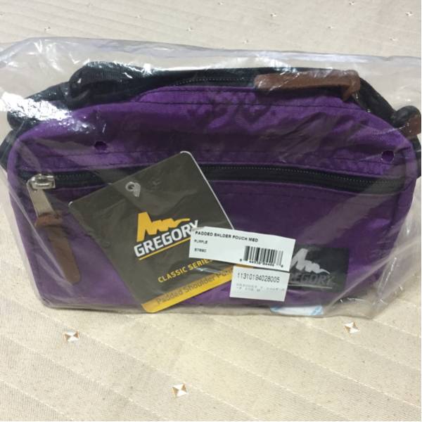 新品グレゴリーGREGORYパデッドショルダーポーチM男女兼用斜め掛