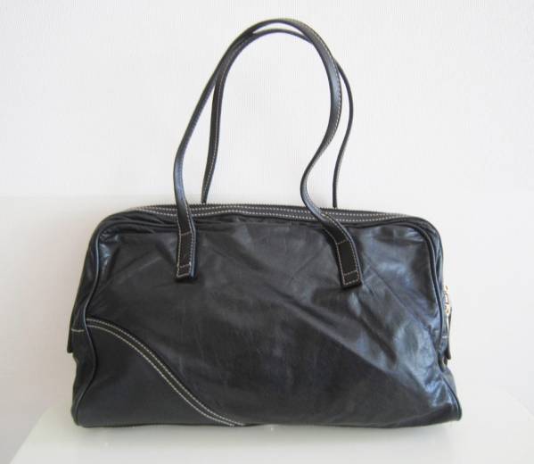 GUCCI /グッチ レザー バッグ /ブラック