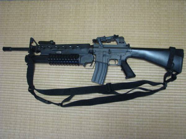 JAC M16A2＆M203ランチャー付きガス・チャージ式 JAC AR15A2 M203
