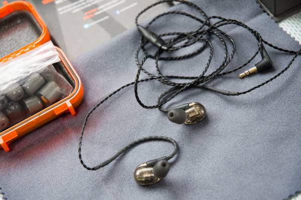 Westone UM Pro30 Audio - Pro 0 中古UM スモーク WST-UMPRO30
