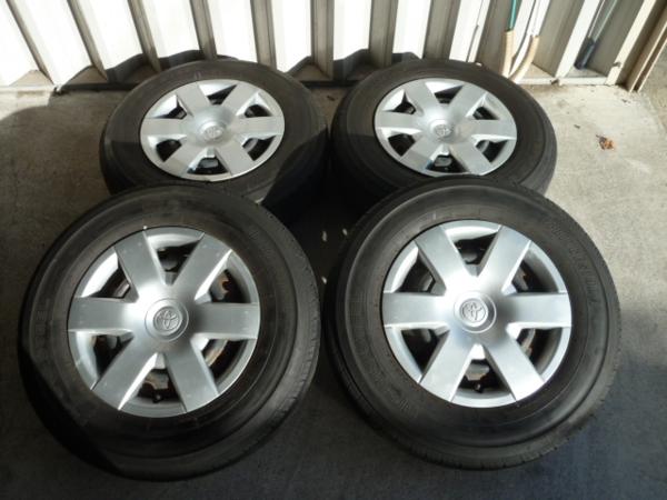 ハイエース２００系純正ホイール＋キャップ+195/80R15LT