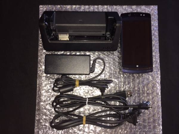 超美品】docomo Windows 7ケータイ F-07C ネイビーブラック 【公式通販】