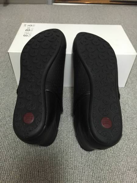 カンペールサイドゴアフラットシューズ