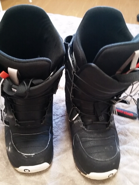2013-2014シーズンのBurton men's MOTO-ASIAN FIT　26.5