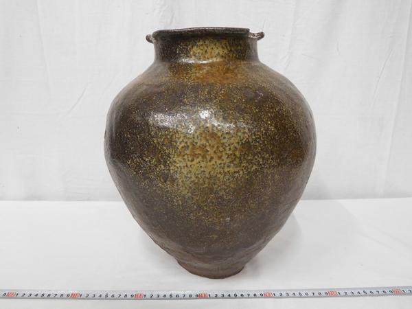 B08426 常滑 大壷 時代物 古民具 貯蔵壷 古壷 酒壷 飾壷 保存壷(その他)|売買されたオークション情報、yahooの商品情報を ...
