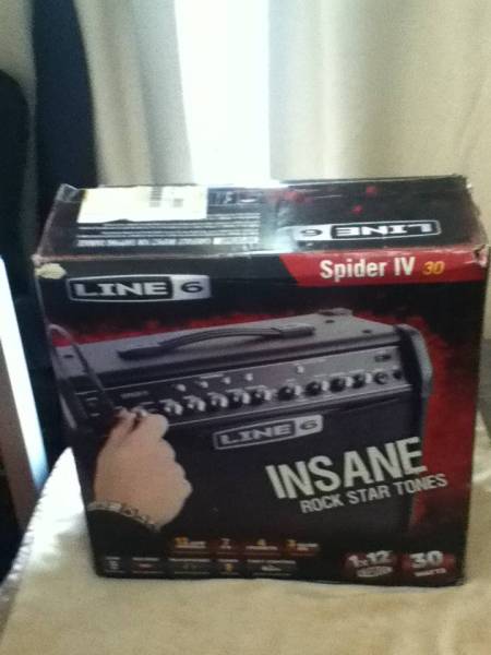 LINE6 SpiderⅣ 30W 新品同様 DAITA