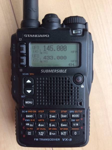 八重洲無線 ハンディ無線機VX-8D中古美品 VX-8D - スタンダード