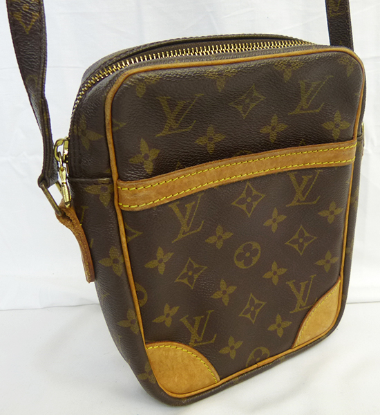 ヴィトン☆モノグラム☆ダヌーブ☆M45266☆中古品(P10337）