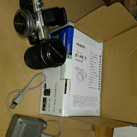 OLYMPUS E-PL7 ダブルズームキット 銀色 中古 VF-4付き 発送無料