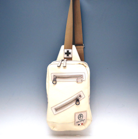 【質】★カステルバジャック ボディバッグ ダース　ホワイト★