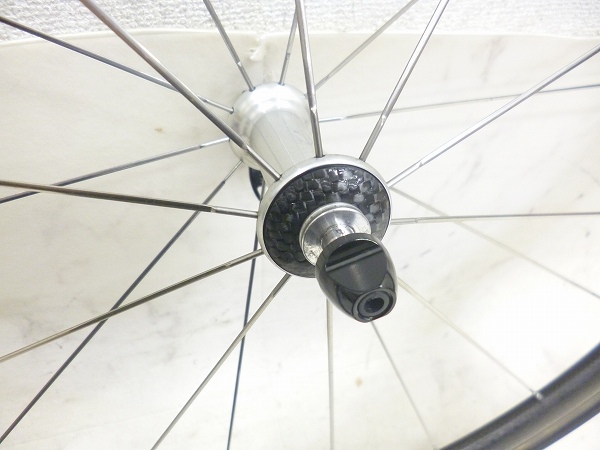 チューブラーカーボンホイール（ZIPP 303 Firecrest）・前輪のみ