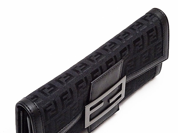 未使用 フェンディ ズッキーノ 二つ折り長財布 ブラック 8M0021