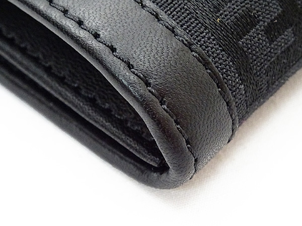 未使用 フェンディ ズッキーノ 二つ折り長財布 ブラック 8M0021