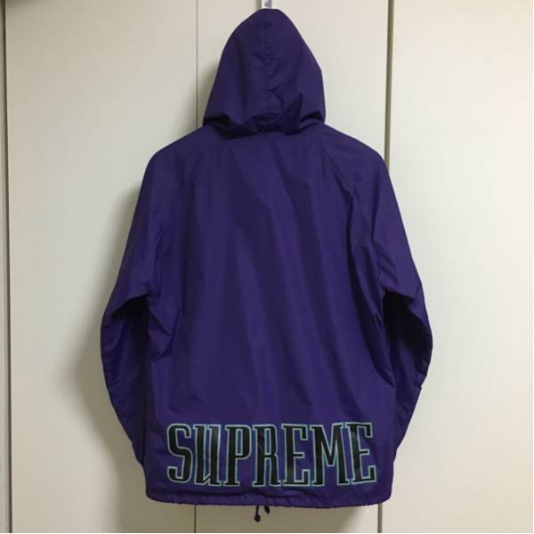 Coaches Jacket Supreme - Hooded Logo Vertical | Spellout Black