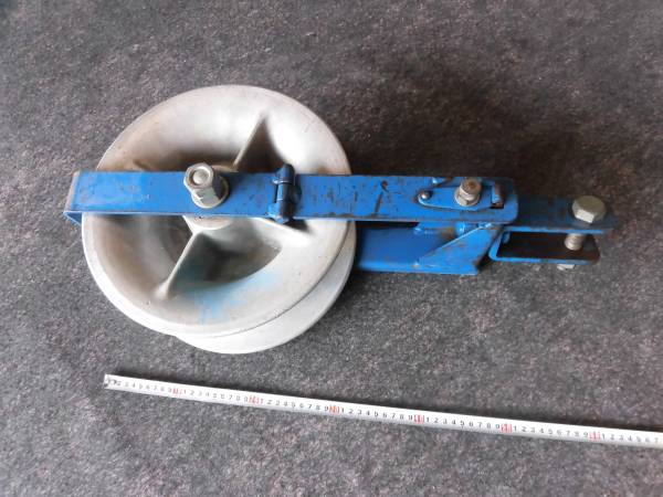 ケーブル滑車３００ｍｍタイプ★大金車