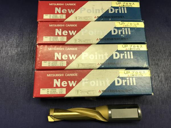 ミツビシ　超硬ニューポイントドリル　24Ф　4本組　未使用品