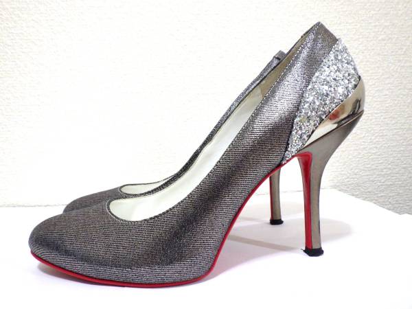 23.5cm*[美品]*DIANA 踵プレート＆グリッター パンプス 底赤