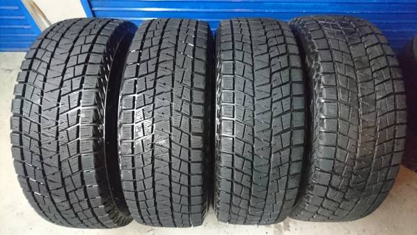 ブリジストン DM-V1 265/65R17 プラド グラチェロ バリ溝 G-3 自動車
