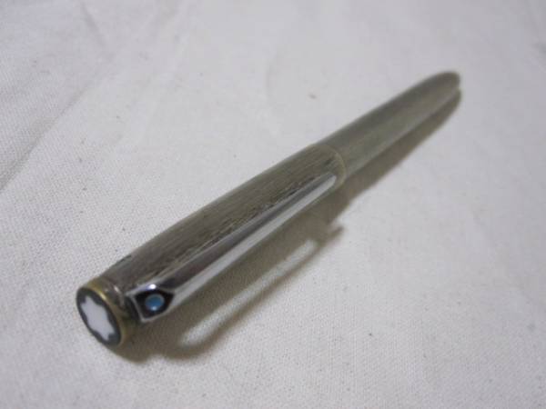 M11 モンブラン 4色ボールペン