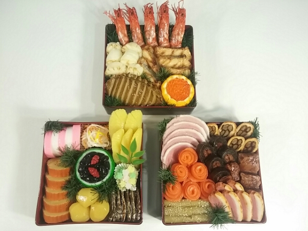 食品サンプル おせち料理 原寸大 お正月 豪華 海老 だて巻き