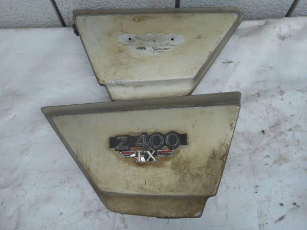 ☆ジャンク品　カワサキ　Z400FX　サイドカバー　左右セット☆