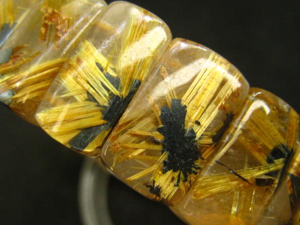 1105L617 極美品【5A太陽花タイチンルチル】バングル16X8mm