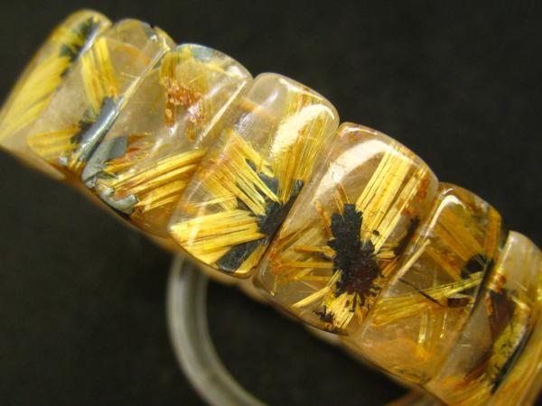 1105L617 極美品【5A太陽花タイチンルチル】バングル16X8mm