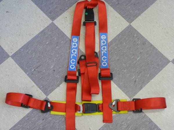 【シートベルト】 スパルコ sparco 赤 4点式 中古品