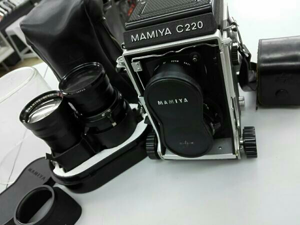 w*4様 MAMIYA C220 ジャンク品 ジャンク】MAMIYA マミヤ C220 ニ眼レフ 180mm F4.5 レンズ マミヤ 二