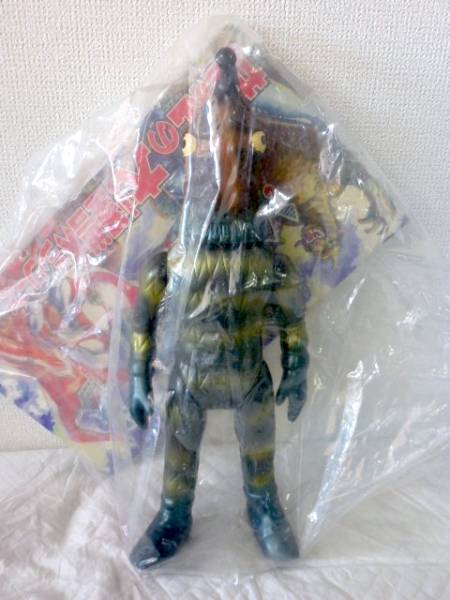 ソフビ マーミット 怪獣天国 ケムール人 (M1号 ブルマァク マーミット