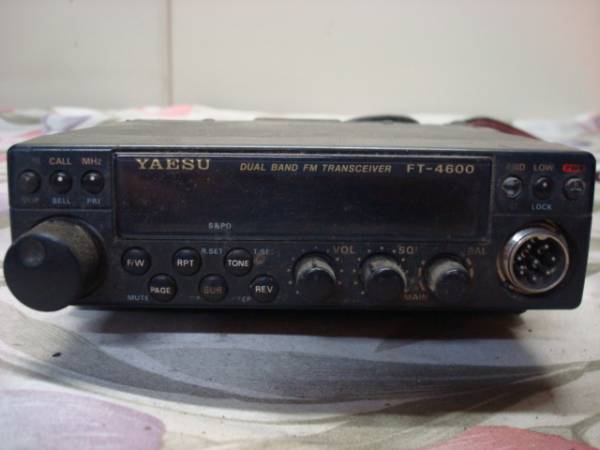 YAESU FT-4600H トランシーバー YAESU FT-4600H トランシーバー 通電ok ジャンク扱い YAESUFT-4600H