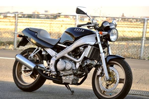 スパーダ250 SPADA 美車　走行約９千Ｋｍ　すぐ乗れる　売切り