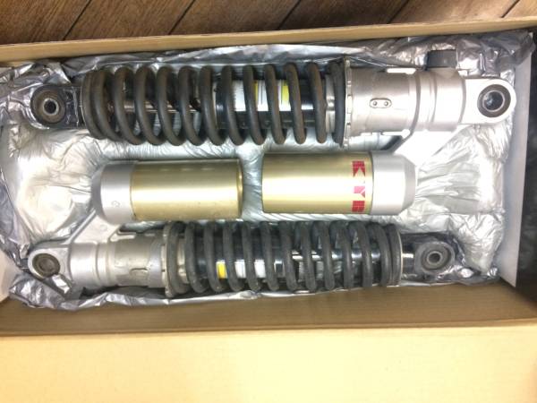 ZRX1200純正リヤサスペンション左右セット 中古品 zrx1200r純正リア