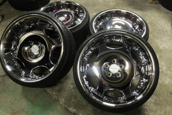 ウェッズ レオニスSL 8．5J＋52 エスティマ オデッセイ E52