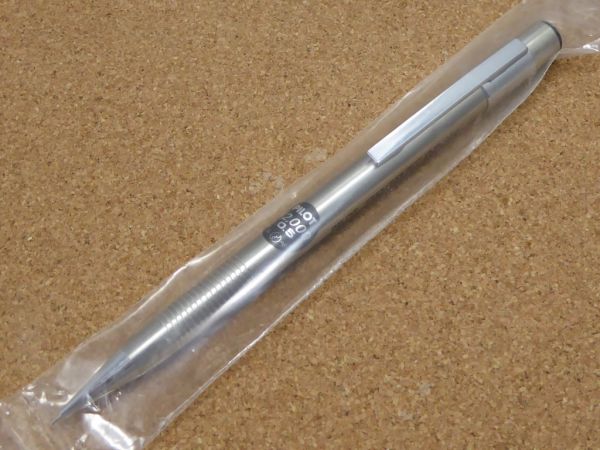 廃番　パイロット 2020ST ステンレス シャープペン 未使用 パイロット シャープペン 2020 ST ステンレス軸 廃番 文房具 筆記用具