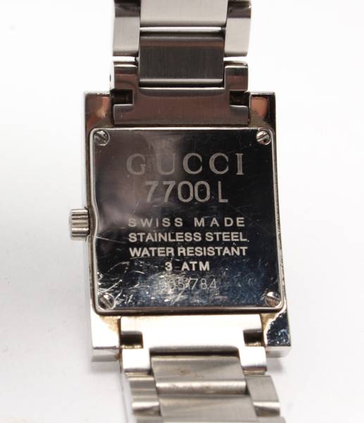 maz diem様 GUCCI グッチ 7700L ベルト新品 グレー文字盤 - メルカリ