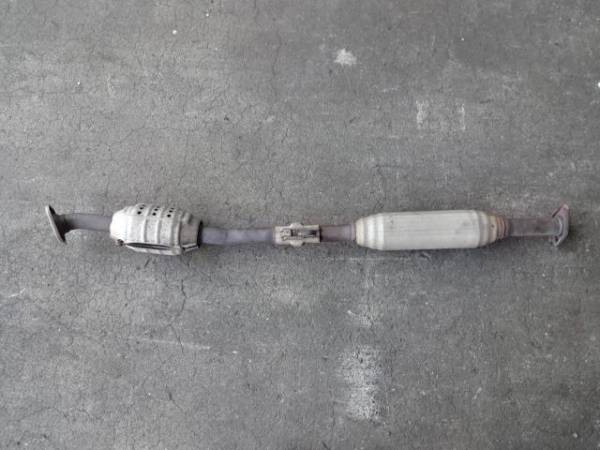 キャリイ　DA63T　フロントマフラー【13170692】