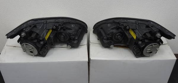 ハリアー30系 純正ヘッドライトユニット 左右 AFS無 AuctionTemplates