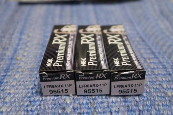 NGKプレミアムRXプラグ LFR6ARX-11P 3本（未使用）
