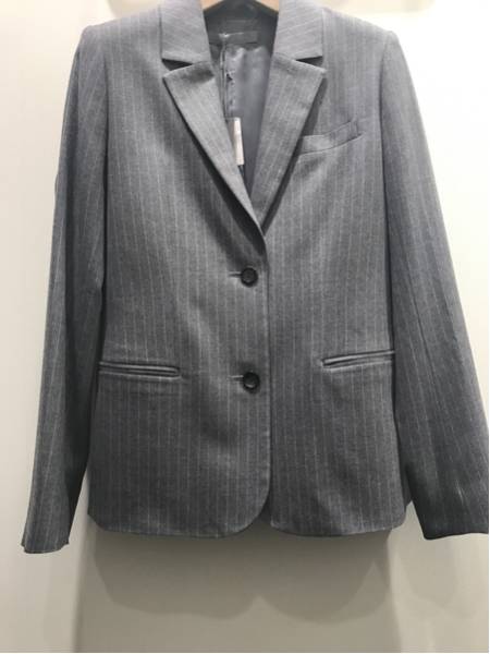 セオリーリュクス ウールストライプジャケット 9号 新品 ,昨年購入しま 