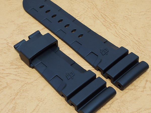 ◆未使用◆PANERAI パネライ アコーディオン ラバーストラップ 26mm 47mmケース用◆