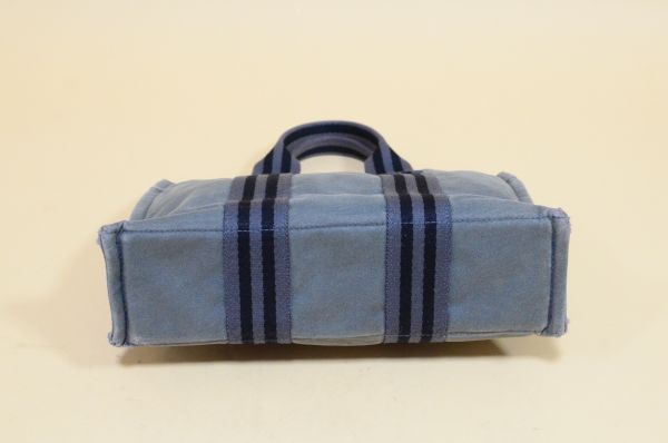 エルメス ドーヴィル MM バッグ フールトゥ タグ有 ネイビー ナイロン 布 HERMES（エルメス） フールトゥMM ハンドバッグ トートバッグ ネイビー