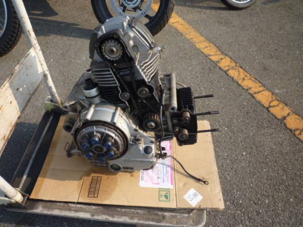 ＤＵＣＡＴＩモンスター９００部品取りエンジン