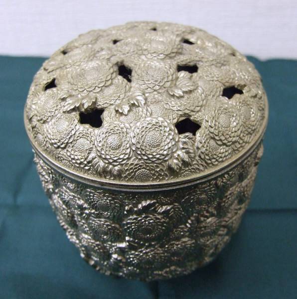 工芸品 香炉□青銅 香爐 龍 三つ足 古銅製 香道具 灰器