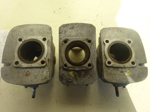 カワサキ S2 初期型 エンジン シリンダーブロック 350ss マッハⅡ(S1 S3 KH H1 H2)