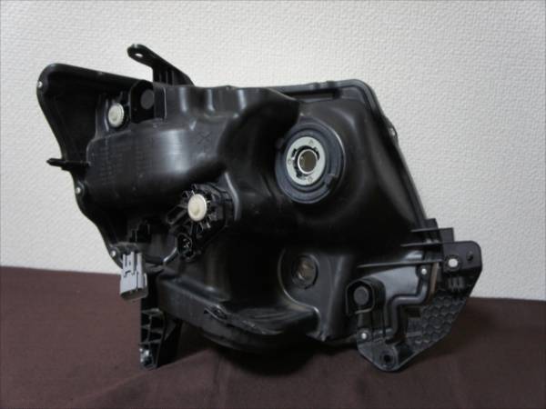 タントカスタム LA600S LED 左ヘッドライト LA600S 左 タントカスタム 100-51392 前期 助手席側