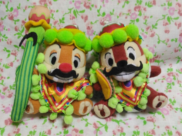 テーブルイズウェイティング チップ&デールぬいぐるみストラップ