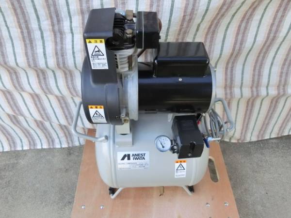 歯科・技工：アネスト岩田 オイルフリーエアコンプレッサー TFP04